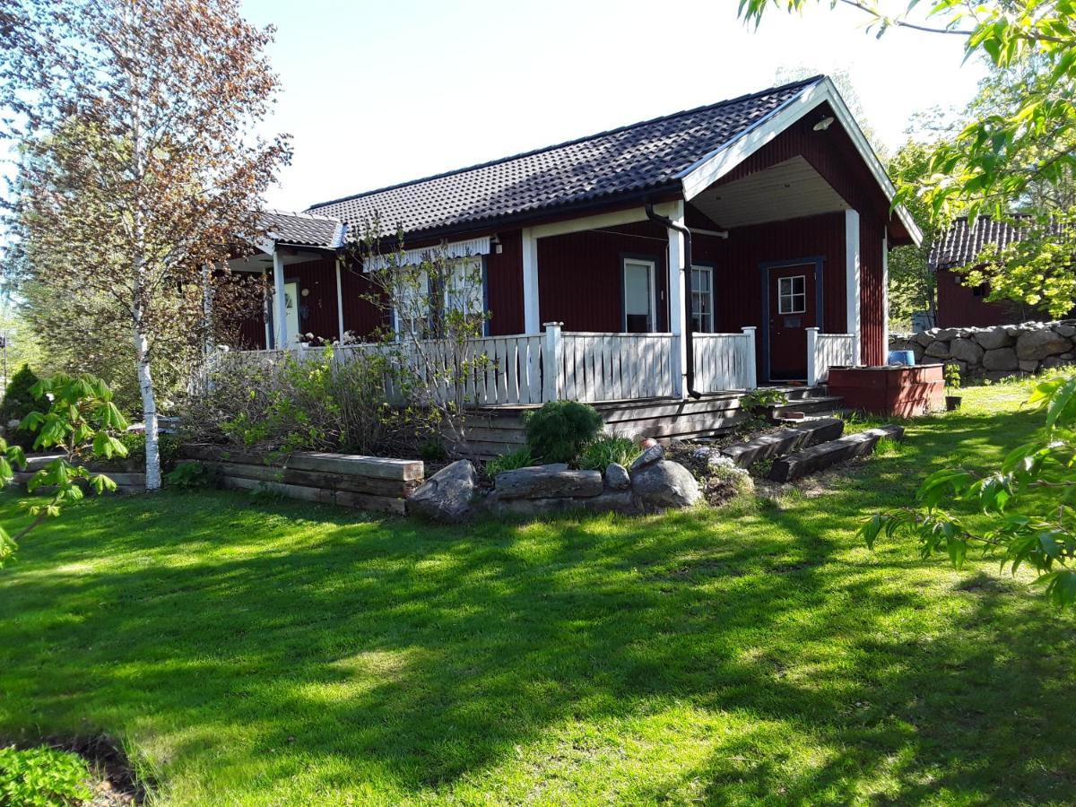 The Cottage Badelunda Västerås Extérieur photo